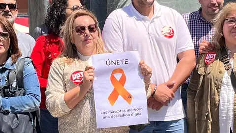 Los sindicatos reclaman un crematorio para las mascotas en la manifestación del 1 de Mayo2