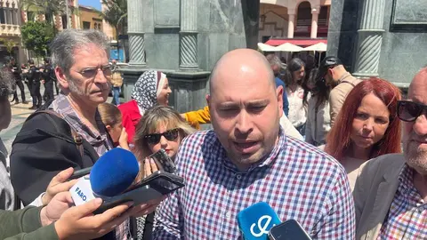 Miguel &Aacute;ngel P&eacute;rez Triano tras la manifestaci&oacute;n por el Primero de Mayo