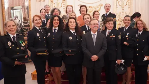 Cincuenta aniversario de la incorporaci&oacute;n de la mujer a la Polic&iacute;a Local de Ceuta (4)