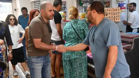 Visita del PSOE a Hadú.