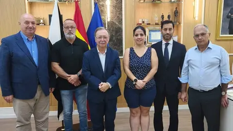 Reuni&oacute;n del Gobierno con con Comisiones Obreras.