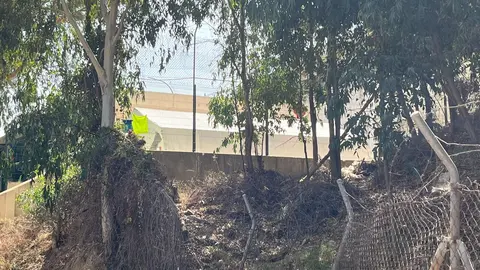 Carpa instalada dentro del Centro de Estancia Temporal de Inmigrantes (CETI).