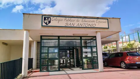  Centro de Educaci&oacute;n Especial 'San Antonio' / Archivo 
