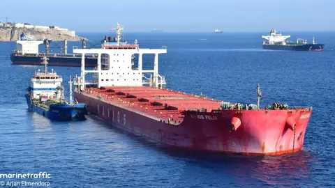 El 'Navios Felix' en el Estrecho. _ A.E. (Marinetraffic)