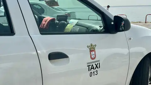  Taxi 