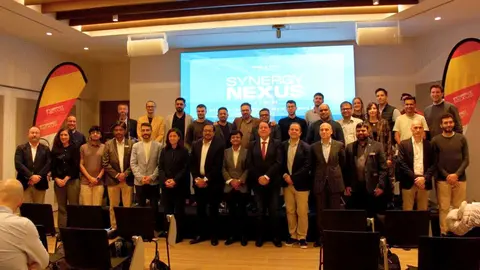 Los directivos de las empresas que participan en la gira en el acto de A Coru&ntilde;a / cedida Startups.st