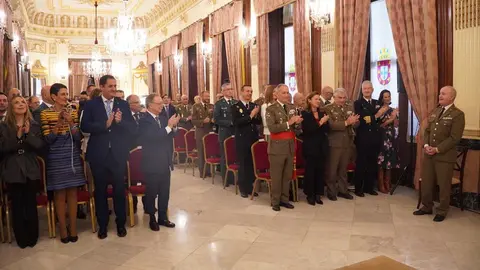 Entrega de la medalla de plata de la Ciudad a Montesa 3.30