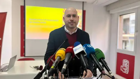 Miguel &Aacute;ngel P&eacute;rez Triano.