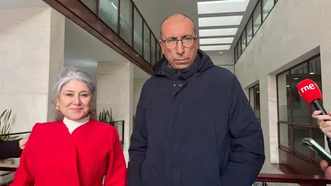 El presidente de la FAMPA, Mohamed Al&iacute;, junto a la presidenta del Consejo Escolar del Estado, Encarnaci&oacute;n Cuenca / A.I.
