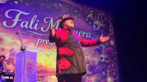 Preg&oacute;n de Carnaval a cargo de Fali Mosquera (1)