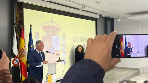Toma de posesión de Miguel Ángel Pérez Triano.11