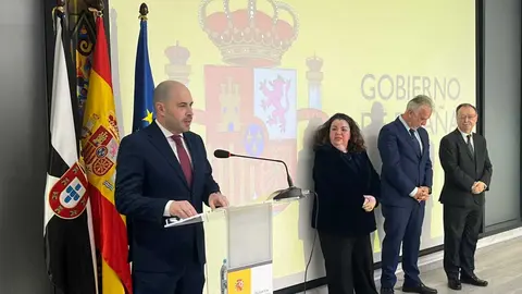 Toma de posesión de Miguel Ángel Pérez Triano.15