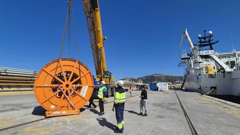 Operativa desarrollada en el Puerto de Ceuta vinculada a la carga de cable de fibra &oacute;ptica (1)