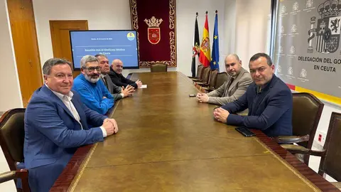 Un momento de la reuni&oacute;n entre el SMC y la Delegaci&oacute;n del Gobierno.