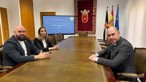 Reuni&oacute;n entre representantes de CSIF y Delegaci&oacute;n del Gobierno / Cedida