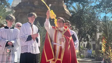 Bendición de las palmas en el Domingo de Ramos.