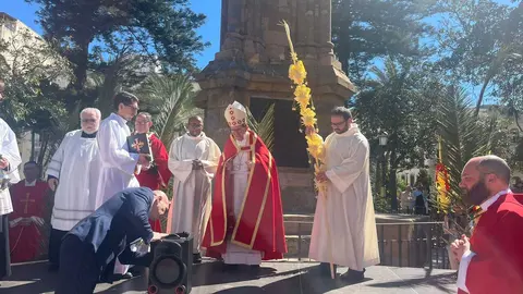Bendición de las palmas en el Domingo de Ramos.16
