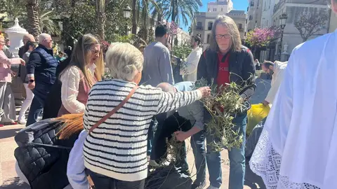 Bendición de las palmas en el Domingo de Ramos.24