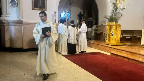 Bendición de las palmas en el Domingo de Ramos.33