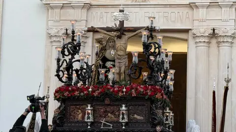 Procesi&oacute;n del Cristo de la Vera Cruz y Nuestra Se&ntilde;ora del Desamparo en la Semana Santa 2026 (43)