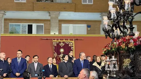 Procesi&oacute;n del Cristo de la Vera Cruz y Nuestra Se&ntilde;ora del Desamparo en la Semana Santa 2026  (2)