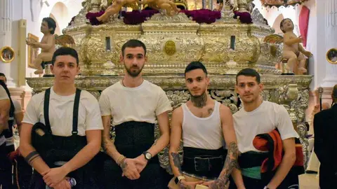 La Legi&oacute;n acompa&ntilde;a el Encuentro entre Nuestro Padre Jes&uacute;s Nazareno y la Sacrat&iacute;sima Virgen de la Esperanza en la Semana Santa 2026 (9)