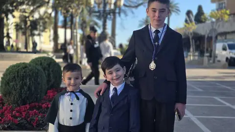 La Legi&oacute;n acompa&ntilde;a el Encuentro entre Nuestro Padre Jes&uacute;s Nazareno y la Sacrat&iacute;sima Virgen de la Esperanza en la Semana Santa 2026 (15)