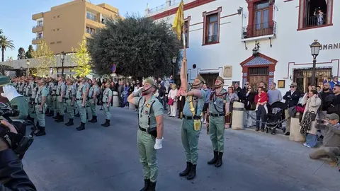 La Legi&oacute;n acompa&ntilde;a el Encuentro entre Nuestro Padre Jes&uacute;s Nazareno y la Sacrat&iacute;sima Virgen de la Esperanza en la Semana Santa 2026 (23)