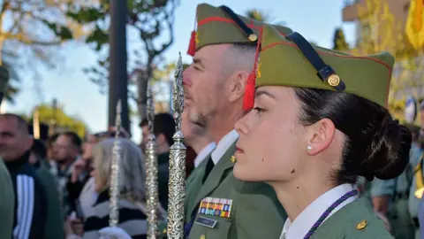 La Legi&oacute;n acompa&ntilde;a el Encuentro entre Nuestro Padre Jes&uacute;s Nazareno y la Sacrat&iacute;sima Virgen de la Esperanza en la Semana Santa 2026 (39)