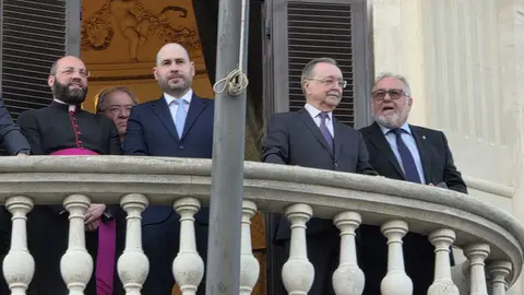 La Legi&oacute;n acompa&ntilde;a el Encuentro entre Nuestro Padre Jes&uacute;s Nazareno y la Sacrat&iacute;sima Virgen de la Esperanza en la Semana Santa 2026 (62)