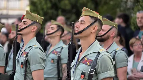 La Legi&oacute;n acompa&ntilde;a el Encuentro entre Nuestro Padre Jes&uacute;s Nazareno y la Sacrat&iacute;sima Virgen de la Esperanza en la Semana Santa 2026 (65)