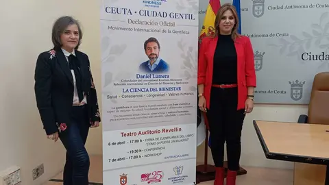 La consejera de Sanidad y Servicios Sociales, Nabila Benzina, acompa&ntilde;ada por la presidenta del Colegio Oficial de la Psicolog&iacute;a de Ceuta (COPCE), Dolores Escalante