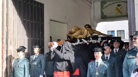 El 'Encuentro Chico' entre el Cristo de la Encrucijada y Mar&iacute;a Sant&iacute;sima de las L&aacute;grimas en la Semana Santa 2026  (67)