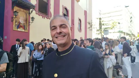 El Cristo de la Humildad y Paciencia y Nuestra Se&ntilde;ora de las Penas procesionan en la Semana Santa 2026 (12)