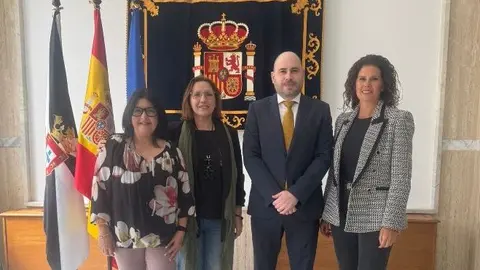 Reuni&oacute;n del SATSE con Triano en Delegaci&oacute;n / SATSE