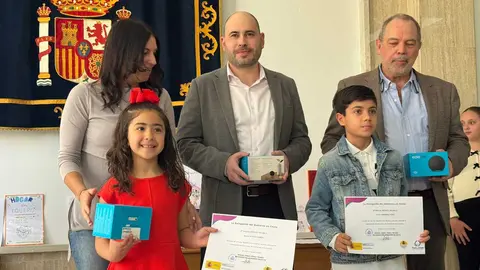 Ganadores del Concurso Escolar Sobre Igualdad de la Delegaci&oacute;n (2)