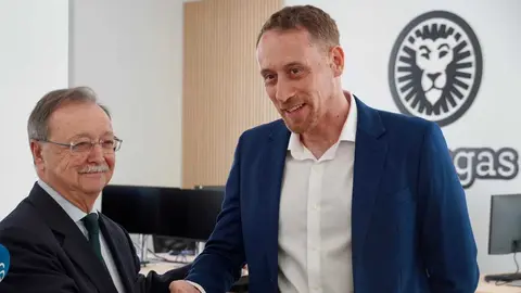 Juan Vivas junto al  director de LeoVegas en Espa&ntilde;a, Rub&eacute;n Madama / Cedida