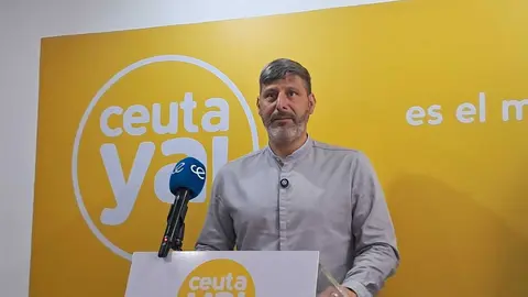 Mohamed Mustafa en rueda de prensa.