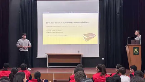 Sesi&oacute;n de Neurodiversidad Ceuta en el centro San Daniel.