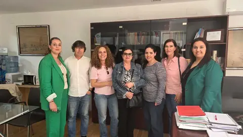 Reuni&oacute;n entre CCOO, Educaci&oacute;n y la empresa adjudicataria del servicio de limpieza de los colegios / CCOO