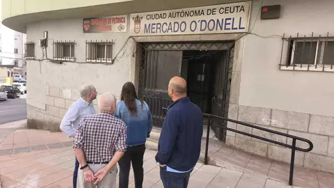El PSOE visita el Mercado de O'Donell / PSOE
