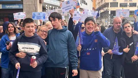 II Marcha solidaria por el autismo (8)