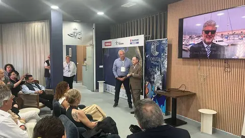  Homenaje p&oacute;stumo a Jos&eacute; Manuel &Aacute;vila Rivera en el CAS (15)