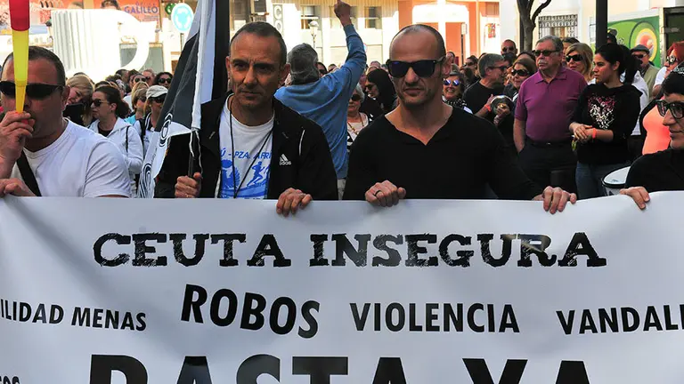 Cacerolada de Ceuta Insegura-2