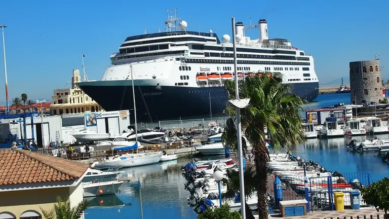 crucero puerto