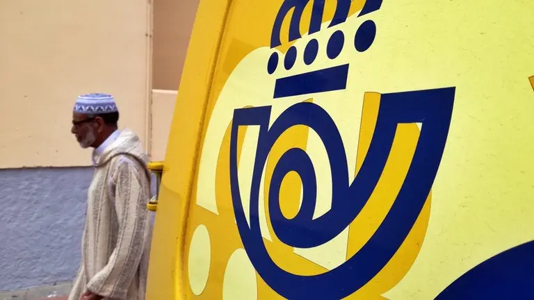 correos coche
