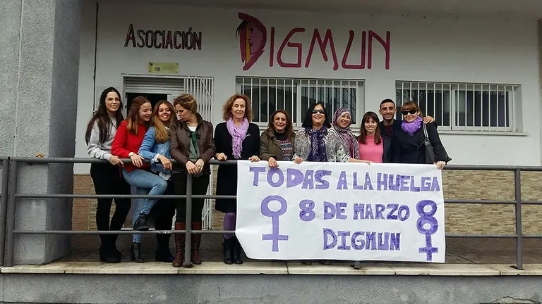 Digmun en huelga