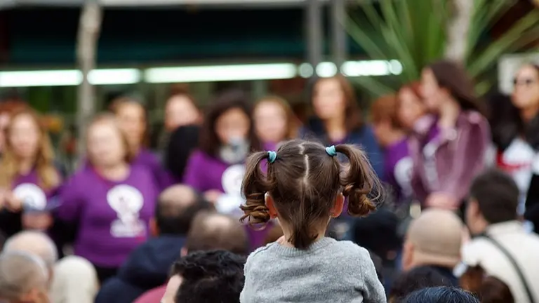 'Si las mujeres paramos, se para el mundo' 18