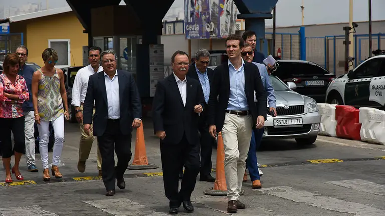 Pablo Casado en Ceuta, de la valla a la Patrona-1