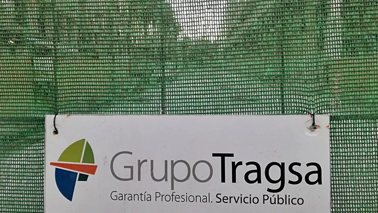 Cartel de Tragsa.